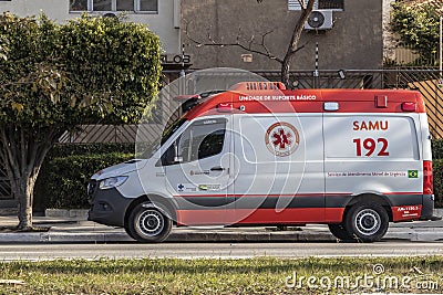 Mobile Emergency System stopped on an avenue Editorial Stock Photo