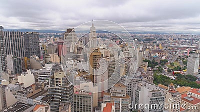 SAO PAULO, BRÉSIL - 3 MAI 2018 : Vue aérienne de la place de Ground Zero de centre de la ville Place touristique banque de vidéos SAO PAULO, BRÉSIL - 3 MAI 2018 : Vue aérienne de la place de Ground Zero de centre de la ville Place touristique banque de vidéos