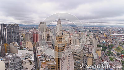 SAO PAULO, BRÉSIL - 3 MAI 2018 : Vue aérienne de la place de Ground Zero de centre de la ville Place touristique banque de vidéos SAO PAULO, BRÉSIL - 3 MAI 2018 : Vue aérienne de la place de Ground Zero de centre de la ville Place touristique banque de vidéos
