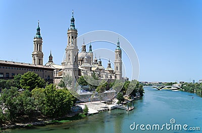 Saragozza cathedral and Ebro river Stock Photo