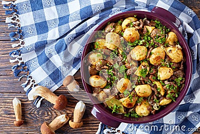 Sauteed new Potatoes with Wild porcini Stock Photo