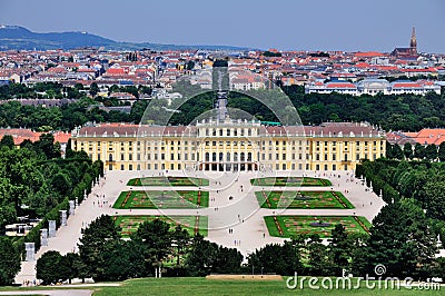 Schloss SchÃ¶nbrunn, Vienna, Austria Editorial Stock Photo