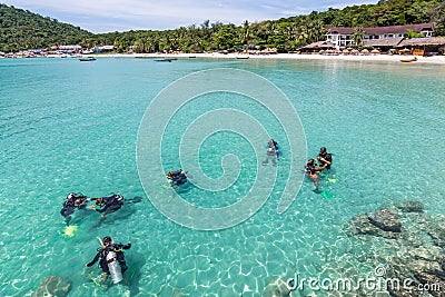 Scuba Diving lesson. Editorial Stock Photo
