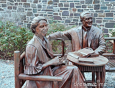 Sculpture of Eleanor and Franklin Roosevelt Editorial Stock Photo