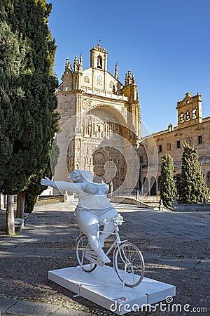 Sculptures by the Chinese artist Xu Hongfei in Salamanca, Spain Editorial Stock Photo