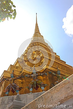 Sculptures of a Thotsakhirithon or giant demon, Yaksha at the Emerald Buddha Temple Stock Photo