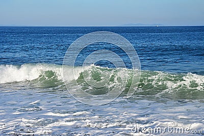 Sea wave in the bay of Akhlestyshev of the coast of the island Russian. Russia, Vladivostok Stock Photo