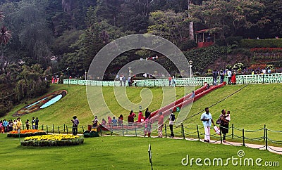 Seasonal tourist crowd in ooty botanical garden Editorial Stock Photo