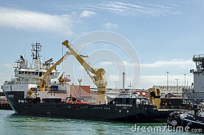 Serco Marine Services ship SD Northern River in Portsmouth Harbour Editorial Stock Photo