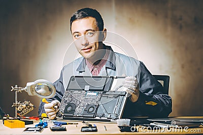 Service repair electronics Stock Photo