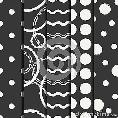 Set of hand drawn seamless pattern with black grunge rings, circle. Wrapping paper. Abstract vector background. Brush Vector Illustration