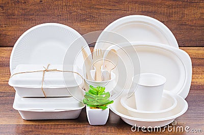 Set of unbleached plant fiber food box and paper coffee cup Stock Photo