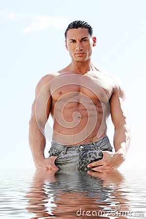 https://thumbs.dreamstime.com/x/sexy-handsome-athletic-man-water-1843744.jpg