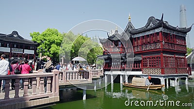 Shanghai Kina, -, MAY 2018 Yuyuan Lotus damm, bro för nio vänd lager videofilmer Shanghai Kina, -, MAY 2018 Yuyuan Lotus damm, bro för nio vänd lager videofilmer