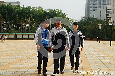 Shenzhen, China: high school students return to school after the completion of the outdoor Labor Technology Editorial Stock Photo