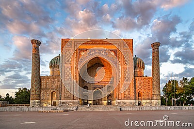 Sher-Dor Madrasah, Registan, Samarkand, Uzbekistan Stock Photo