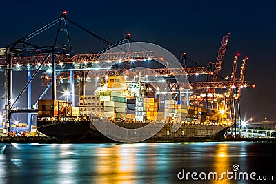 Ship loaded in New York container terminal Stock Photo