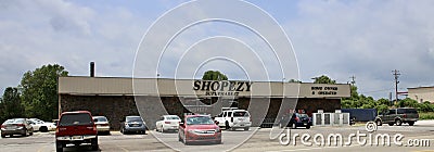 Shop Eazy Grocery Store, Walnut, Mississippi Editorial Stock Photo