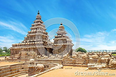 Shore temple a popular tourist destination and UNESCO world heritage at Mahabalipuram, Tamil Nadu, India Stock Photo