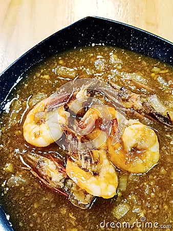 Shrimp in a zesty and hot oyster sauce Stock Photo