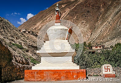 Sibetan stupa in Yunnan Stock Photo