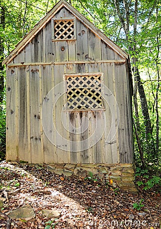 Side view of mountain cabin Stock Photo