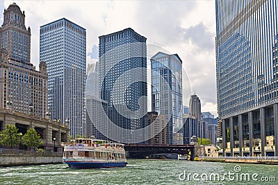 Sightseeing Boat, Chicago River, Illinois Editorial Stock Photo