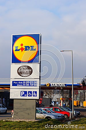 sign-fuel-station-lidl-supermarket-board