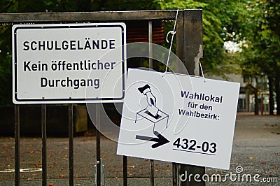 Sign to a polling station of the German Bundestag election 2021 in Frankfurt. Editorial Stock Photo