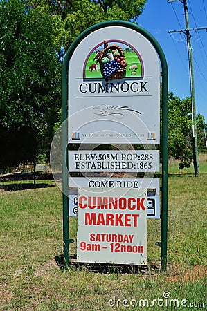 A sign welcoming people to the town of Cumnock on the Banjo Paterson Way Editorial Stock Photo