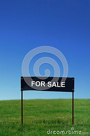 Signpost - FOR SALE Stock Photo
