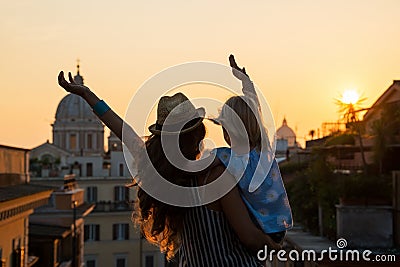 Silhouette of mother and baby girl in Rome Stock Photo