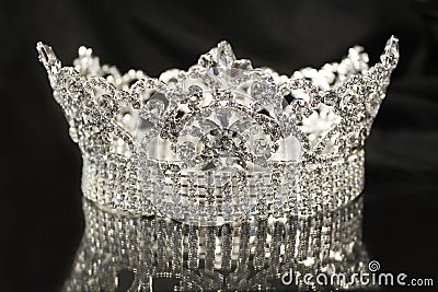 Silver Diamond Crown Royalty Free Stock Image - Image 