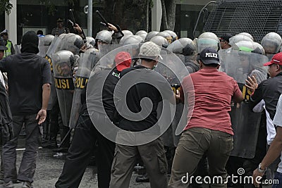 SIMULATED PERFORMANCE HANDLING OF VIOLENCE IN THE TASTE SUKOHARJO Editorial Stock Photo