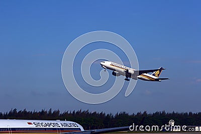 Singapore airlines plane Editorial Stock Photo