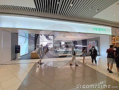 Singapore : Oppo Concept Store Editorial Stock Photo