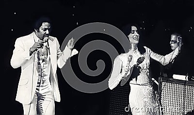 Billy Daniels Jr. and Marilyn McCoo Perform at Disneyworld Editorial Stock Photo