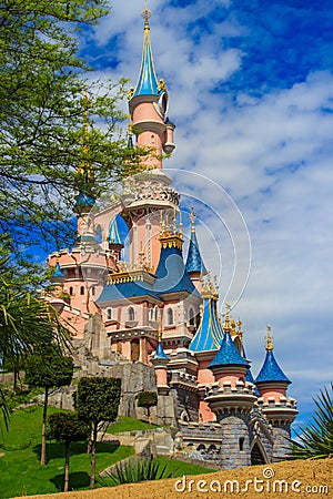Sleeping Beauty castle at Disneyland Paris, Eurodisney Editorial. Photo stock. Editorial Stock Photo