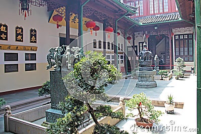 A small internal Chinese courtyard and trees. City of Shanghai Stock Photo