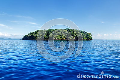 Small island off the coast of Taveuni, Fiji Stock Photo