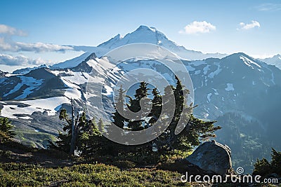 Snowcapped Mount Baker, Ptarmigan Ridge, Washington state Cascades Stock Photo