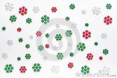 Snowflakes pattern background. white , red and green snowflake isolated on white for Christmas or winter seasonal. Stock Photo