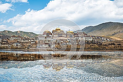 Songzanlin - Tibetan Monastery in Shangrila, Yunnan, China Stock Photo