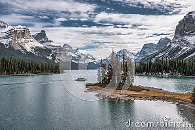 Spirit Island with ferry cruising on Maligne Lake at Jasper national park Stock Photo