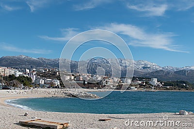 Splash of wave coming on seashore Editorial Stock Photo