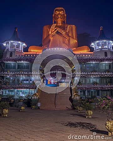 Sri Lanka: Dambulla Cave Temple at night Stock Photo