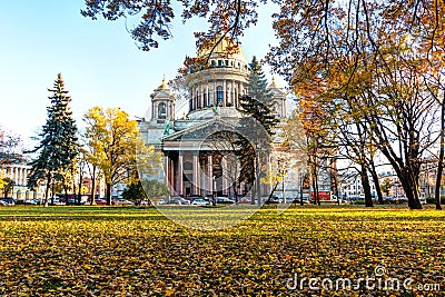Russia, St. Petersburg, October 25, 2017: St. Isaac`s Cathedral in the autumn season Editorial Stock Photo
