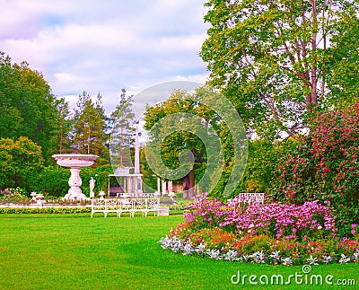 ST. PETERSBURG, RUSSIA - AUGUST 21, 2012. View of a fragment of a garden in the Catherine Park in Tsarskoye Selo Stock Photo