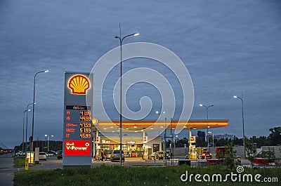 ST. PETERSBURG, Russia, may, 2019; shell gas station on parachute street. beautiful clouds on the background of the gas station Editorial Stock Photo