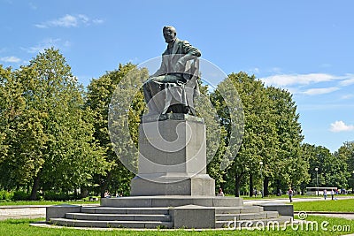 ST. PETERSBURG, RUSSIA. View of a monument to A. S. Griboyedov Editorial Stock Photo